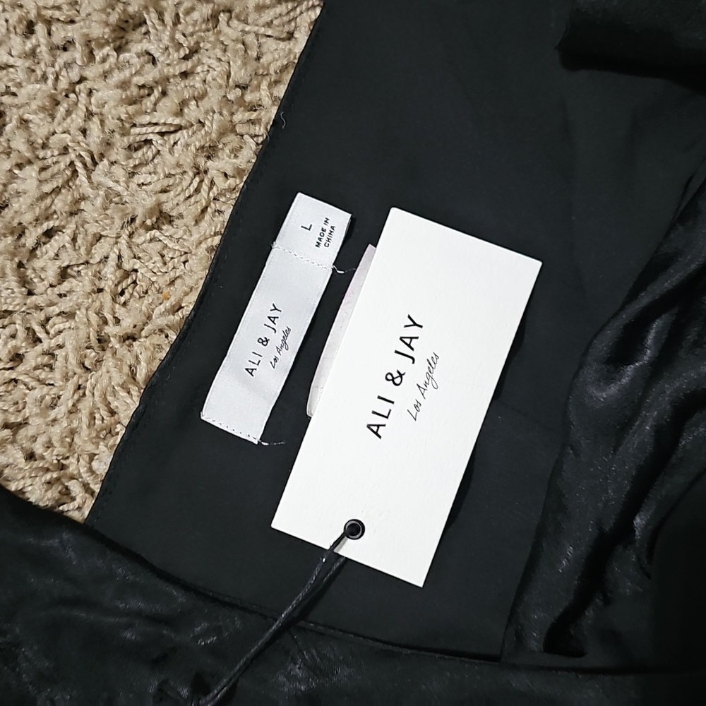 Ali & Jay Name of Love Ruffle Wrap Jumpsuit Black Large Wide Leg Flowy - Picture 9 of 13
